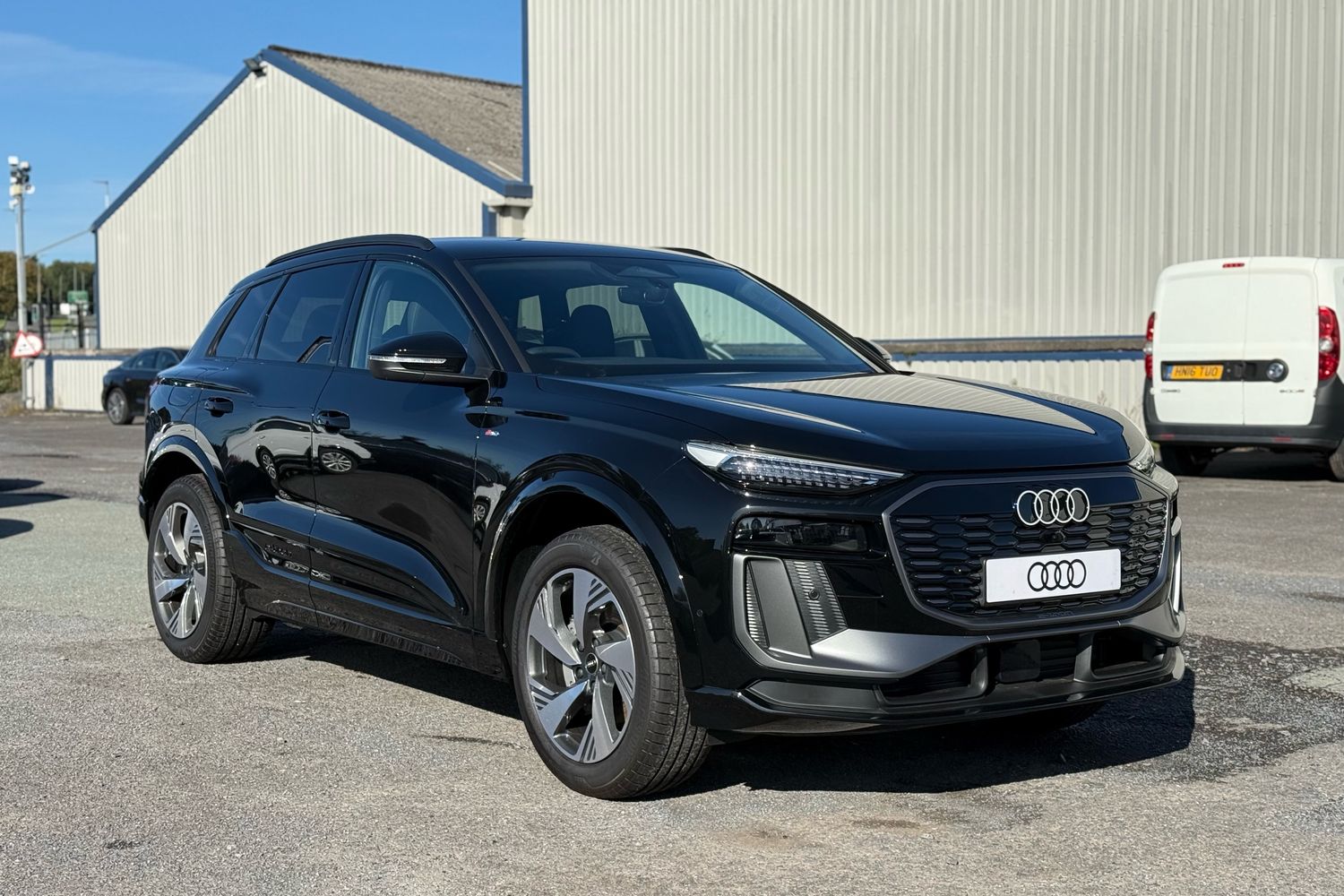 Used Audi Q6 e-tron 2025 for sale - 75908954: Photo 50