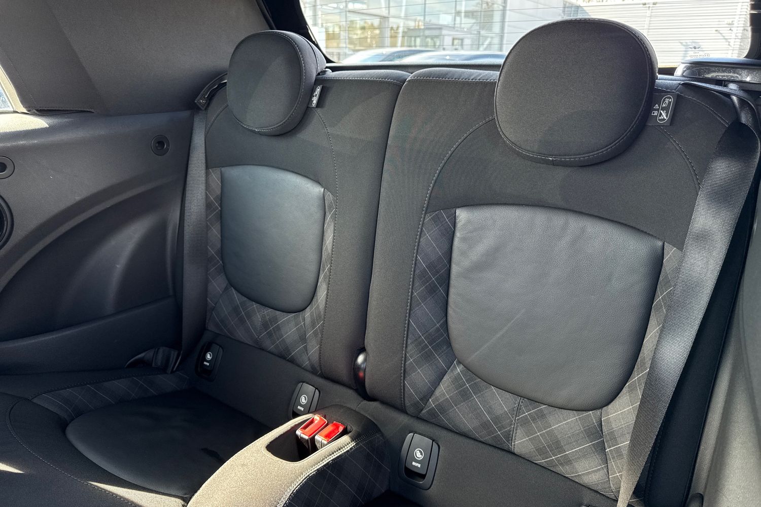 Used MINI Convertible 2018 for sale - 78155149: Photo 14