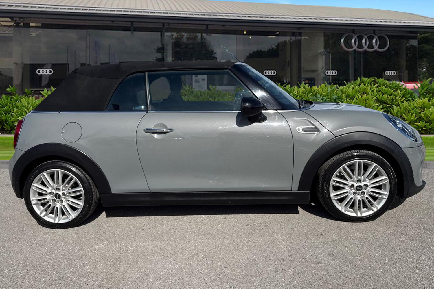 Used MINI Convertible 2018 for sale - 78155149: Photo 3