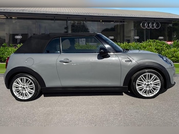 Used MINI Convertible 2018 for sale - 78155149: Photo
