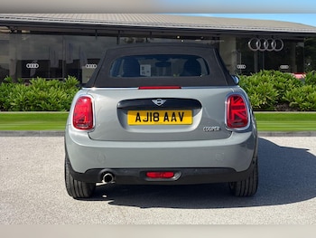 Used MINI Convertible 2018 for sale - 78155149: Photo