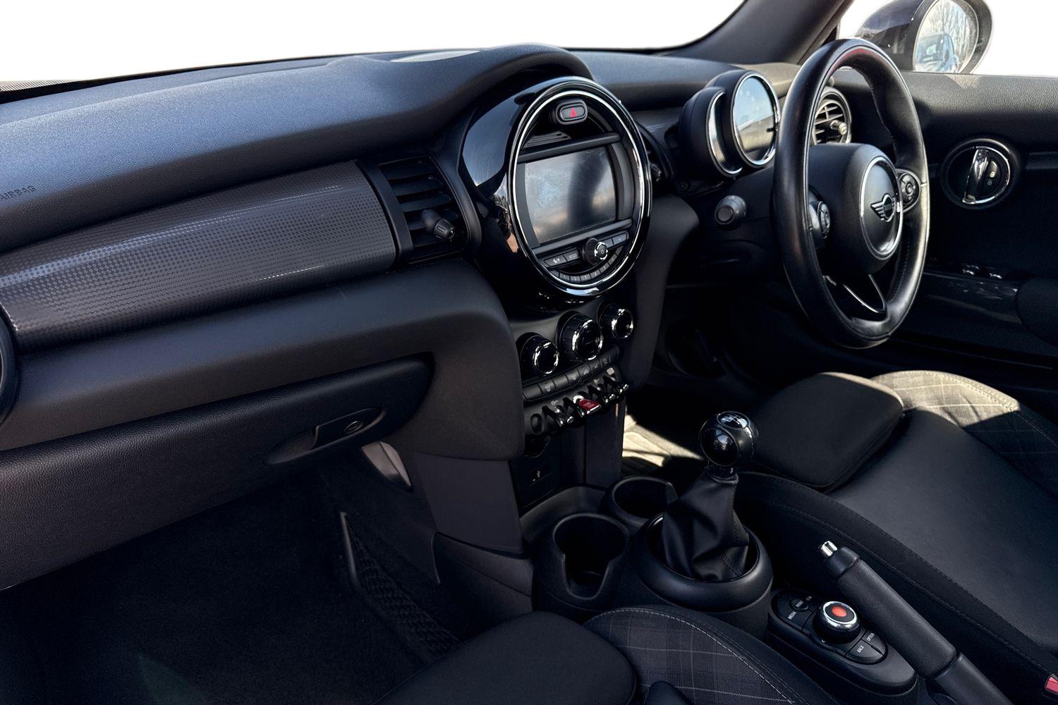 Used MINI Convertible 2018 for sale - 78155149: Photo 9