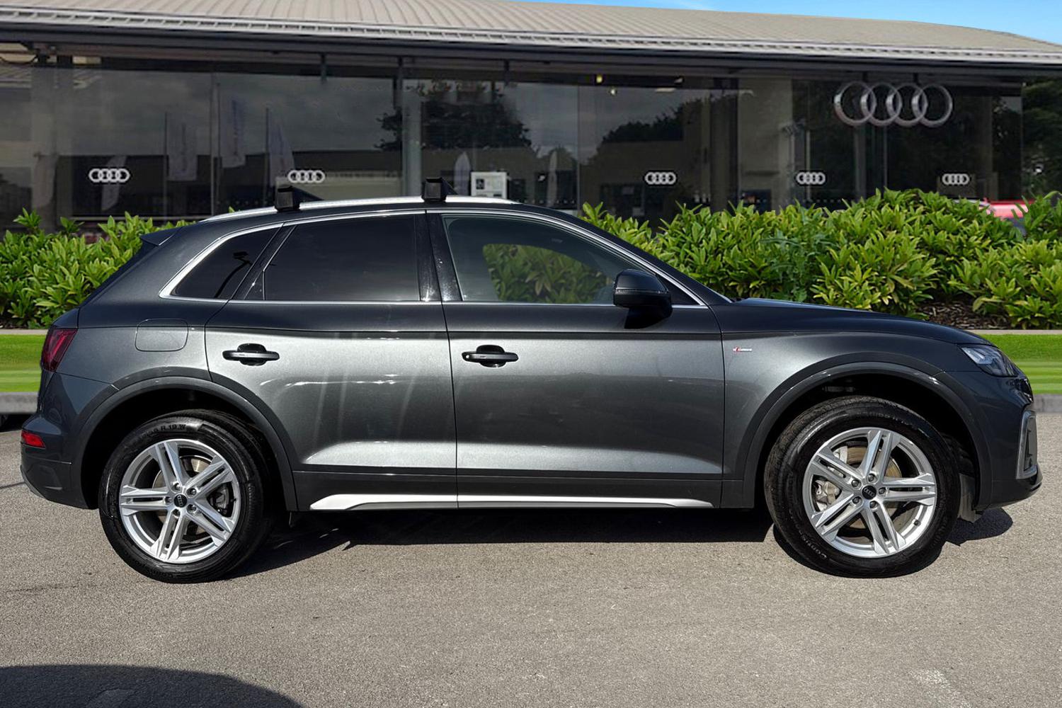 Used Audi Q5 2023 for sale - 77935652: Photo 3