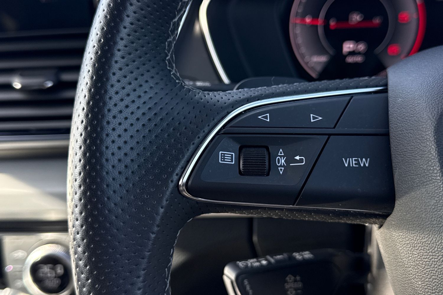 Used Audi Q5 2023 for sale - 77935652: Photo 35