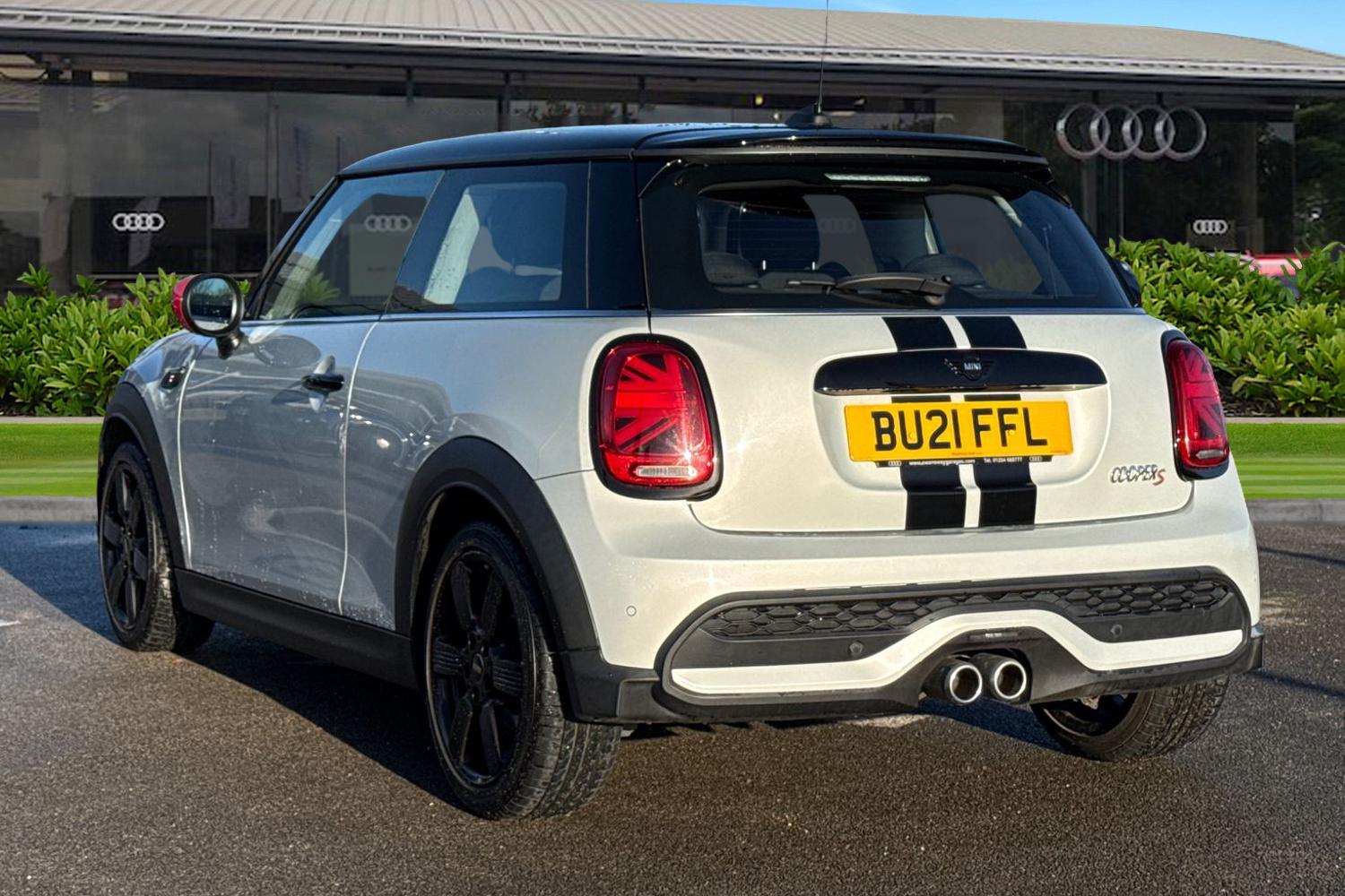 Used MINI Hatch 2021 for sale - 77382247: Photo 2