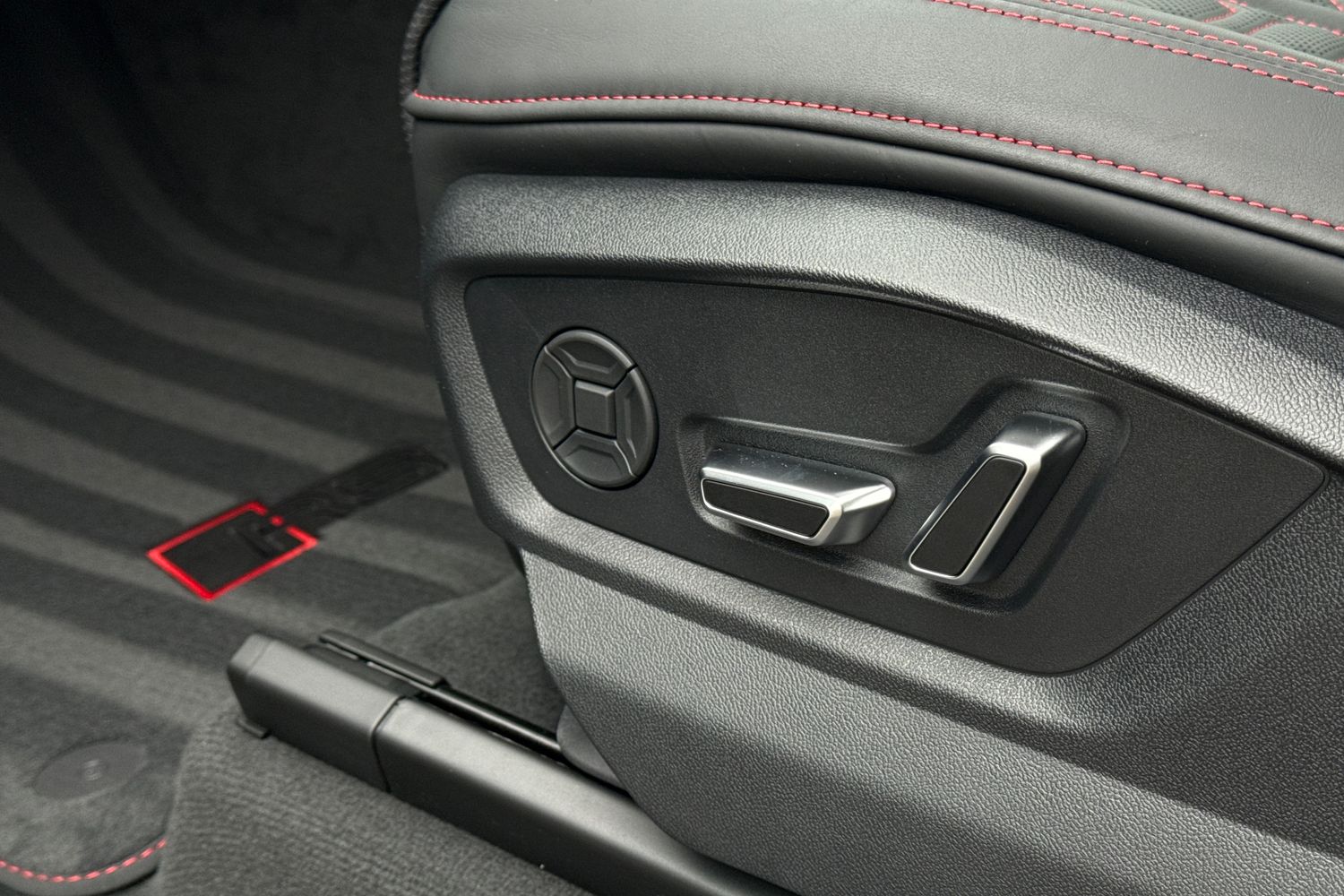 Used Audi RS Q8 2025 for sale - 77138971: Photo 30