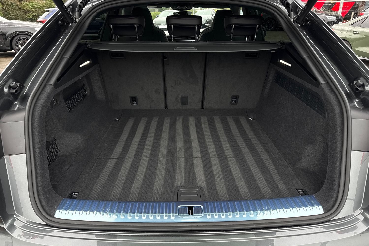 Used Audi RS Q8 2025 for sale - 77138971: Photo 7