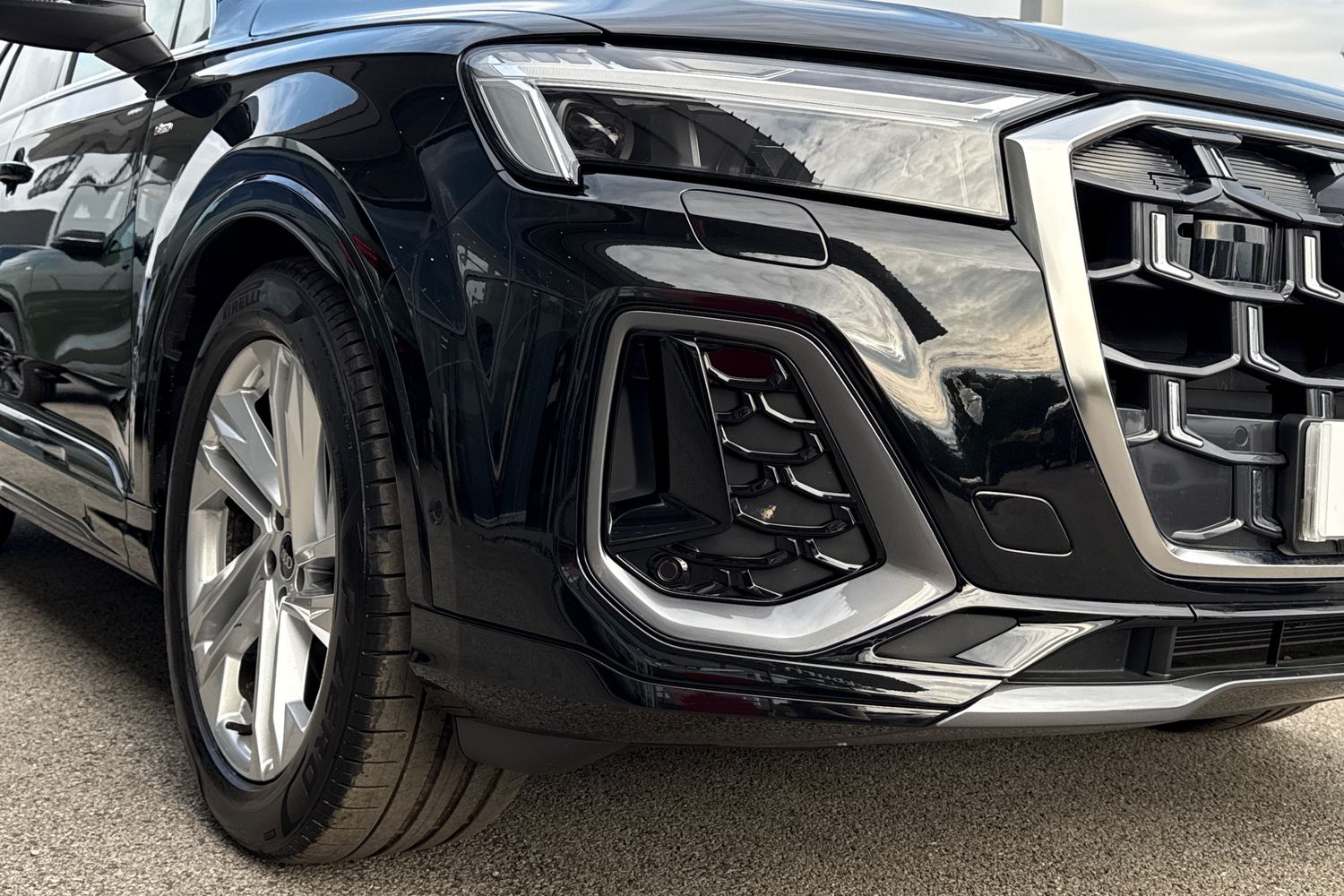Used Audi Q7 2025 for sale - 76090274: Photo 9