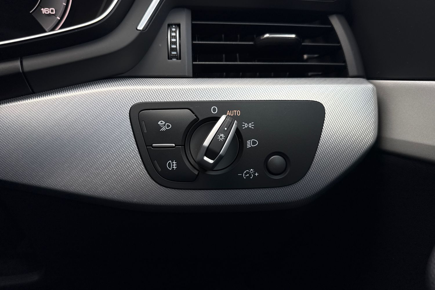 Used Audi A4 2022 for sale - 78209424: Photo 40