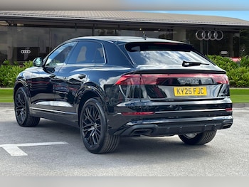 Used Audi Q8 2025 for sale - 79366980: Photo