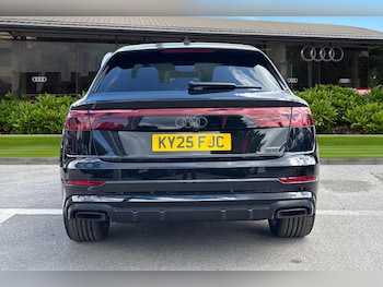 Used Audi Q8 2025 for sale - 79366980: Photo