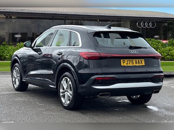 Used Audi Q5 2025 for sale - 79507558: Photo