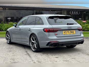 Used Audi RS4 2025 for sale - 77700639: Photo