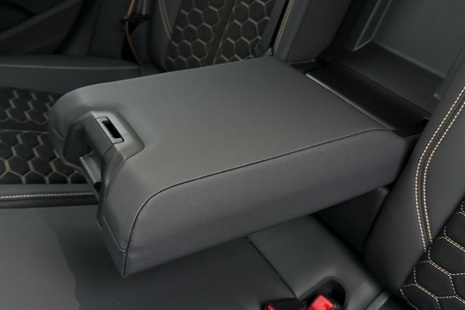 Used Audi RS4 2025 for sale - 77700639: Photo 31