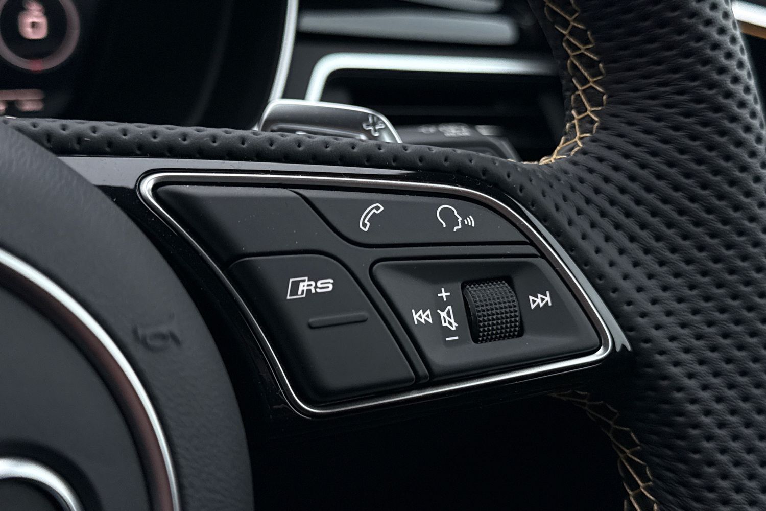 Used Audi RS4 2025 for sale - 77700639: Photo 39