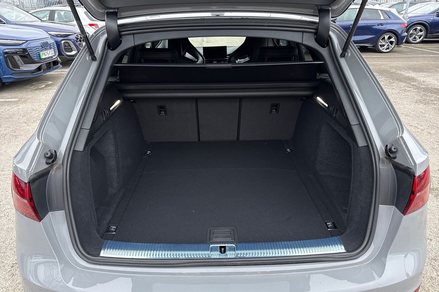 Used Audi RS4 2025 for sale - 77700639: Photo 6