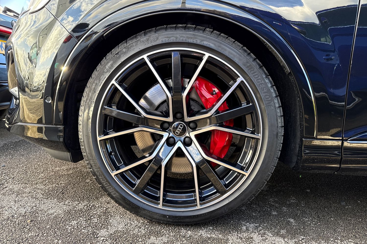 Used Audi SQ7 2025 for sale - 76300343: Photo 11