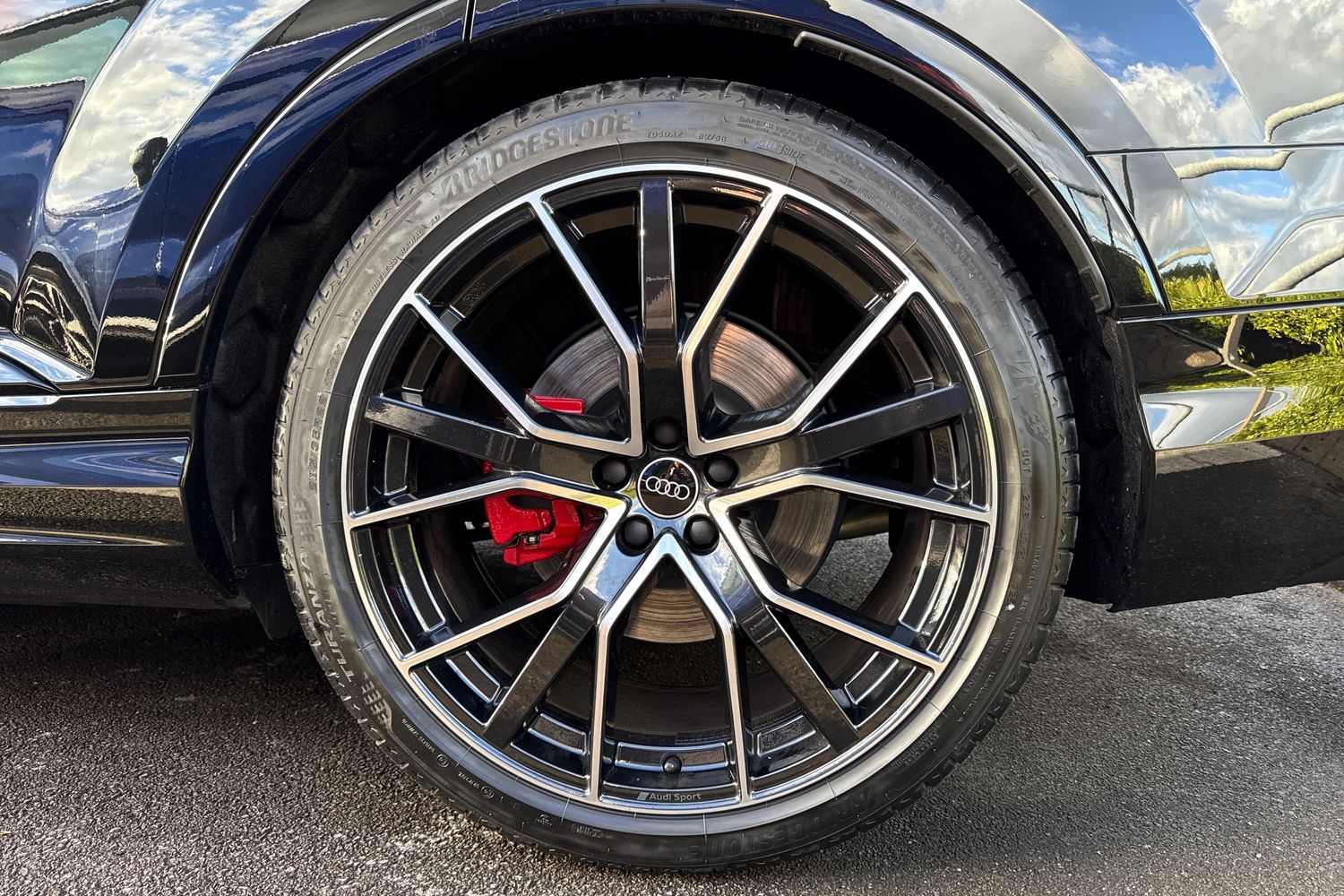 Used Audi SQ7 2025 for sale - 76300343: Photo 12