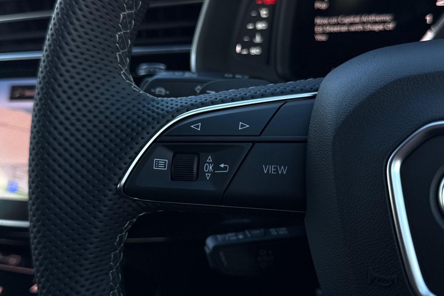 Used Audi SQ7 2025 for sale - 76300343: Photo 37