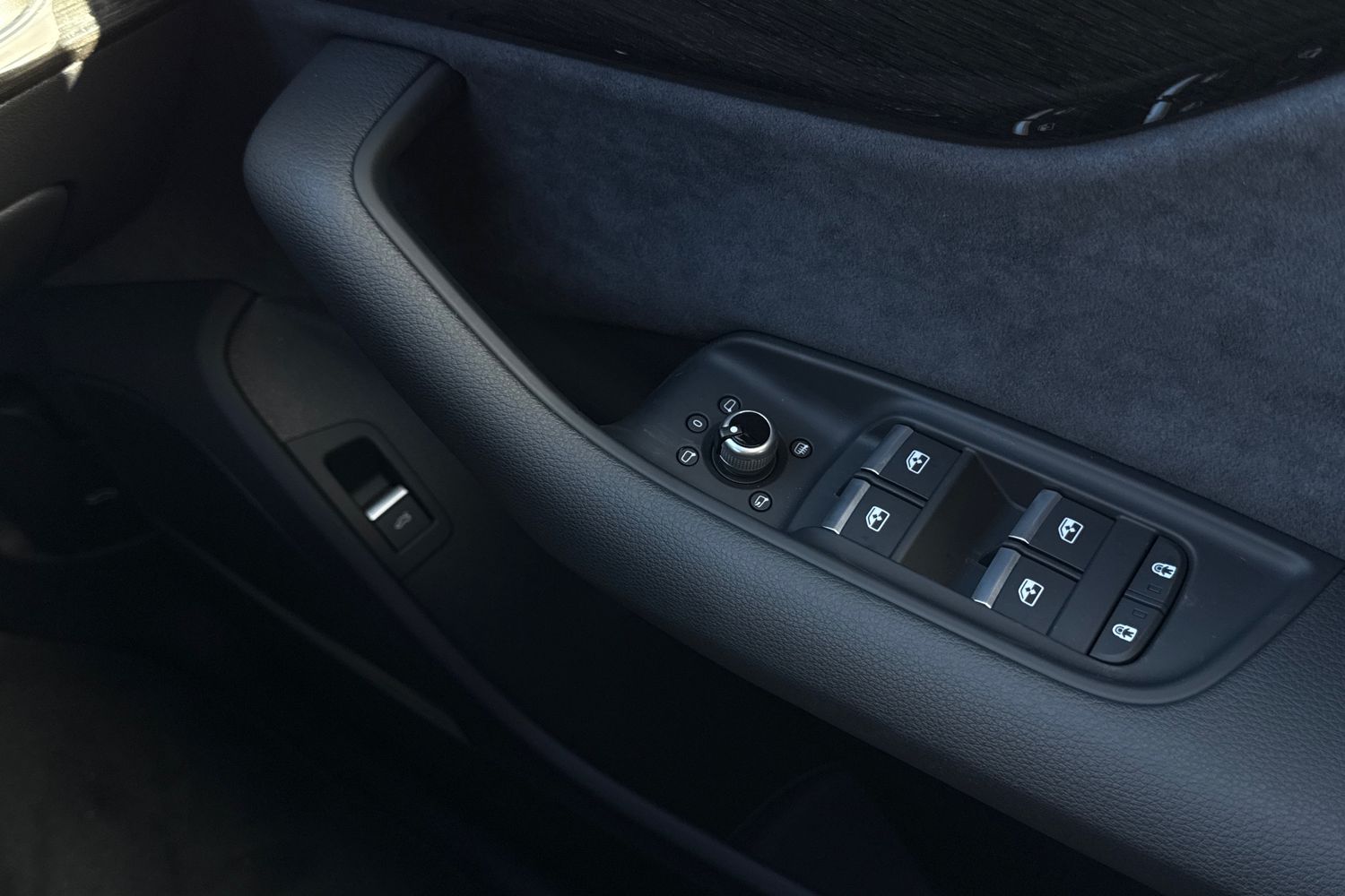 Used Audi SQ7 2025 for sale - 76300343: Photo 42