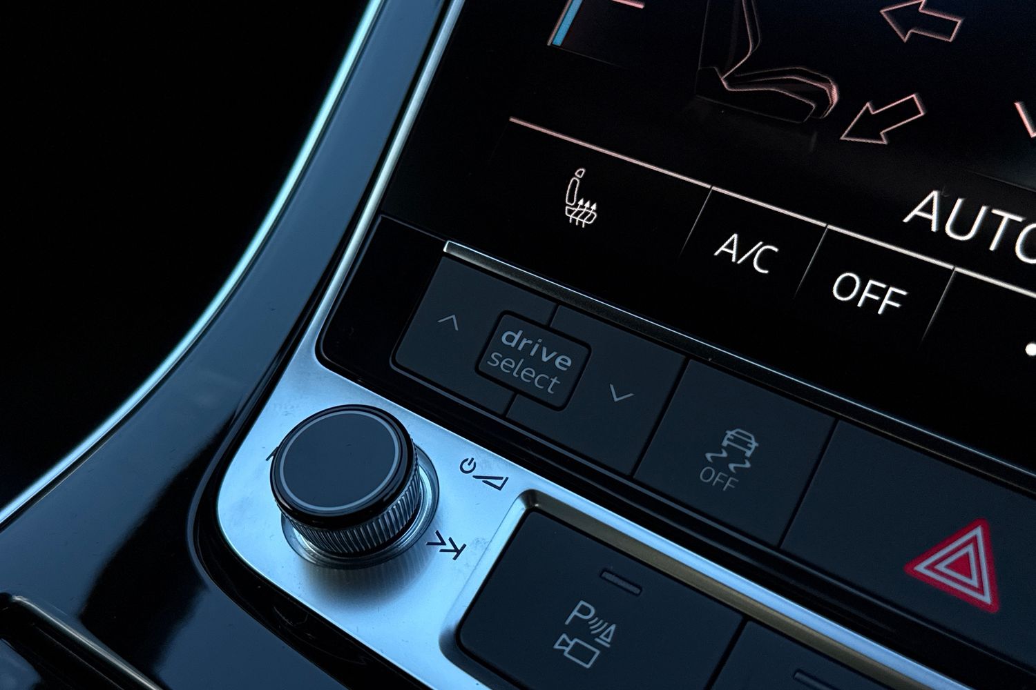 Used Audi SQ7 2025 for sale - 76300343: Photo 43