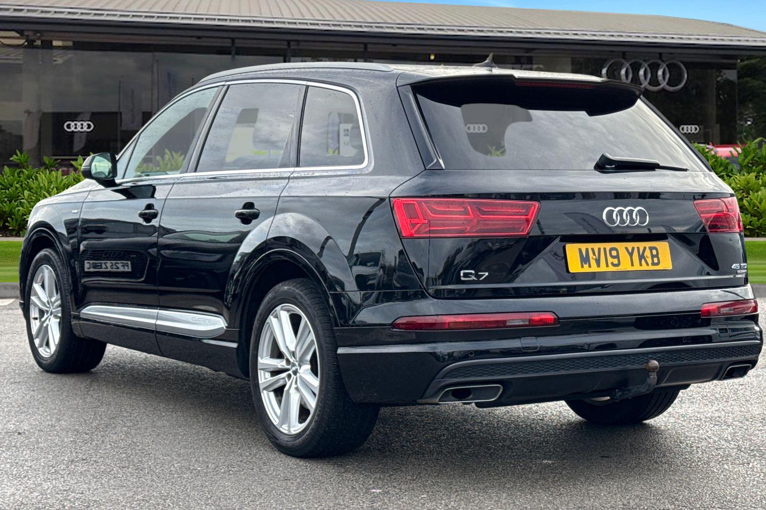 Used Audi Q7 2019 for sale - 76844628: Photo 2