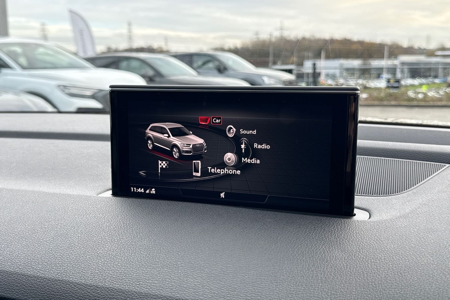 Used Audi Q7 2019 for sale - 76844628: Photo 45