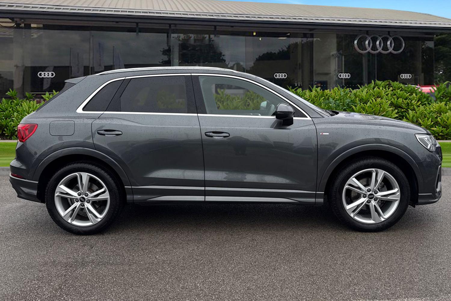 Used Audi Q3 2022 for sale - 78189686: Photo 3