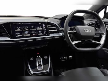 Used Audi Q4 e-tron 2025 for sale - 76697645: Photo