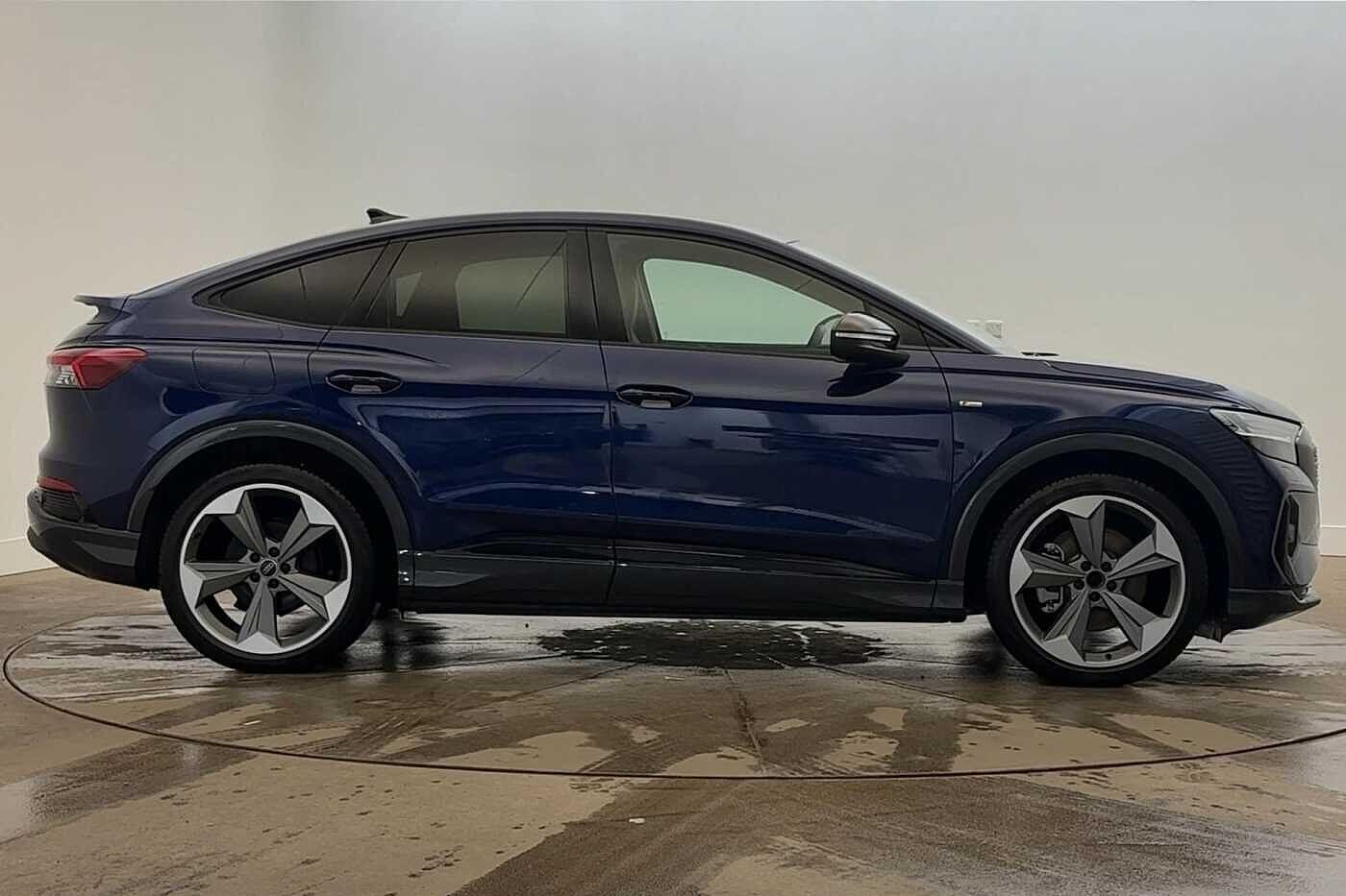 Used Audi Q4 e-tron 2025 for sale - 76697645: Photo 4