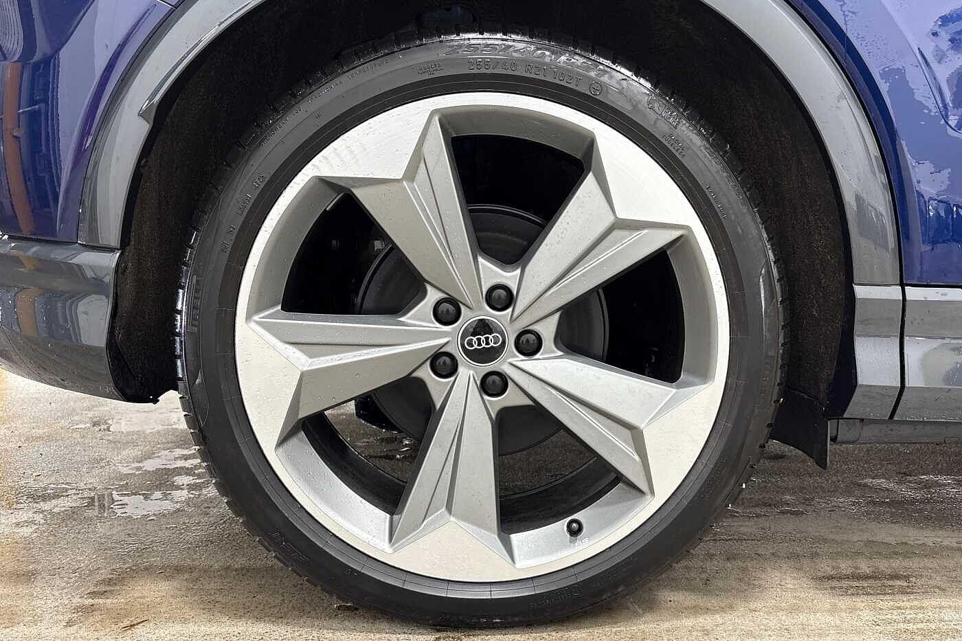 Used Audi Q4 e-tron 2025 for sale - 76697645: Photo 6