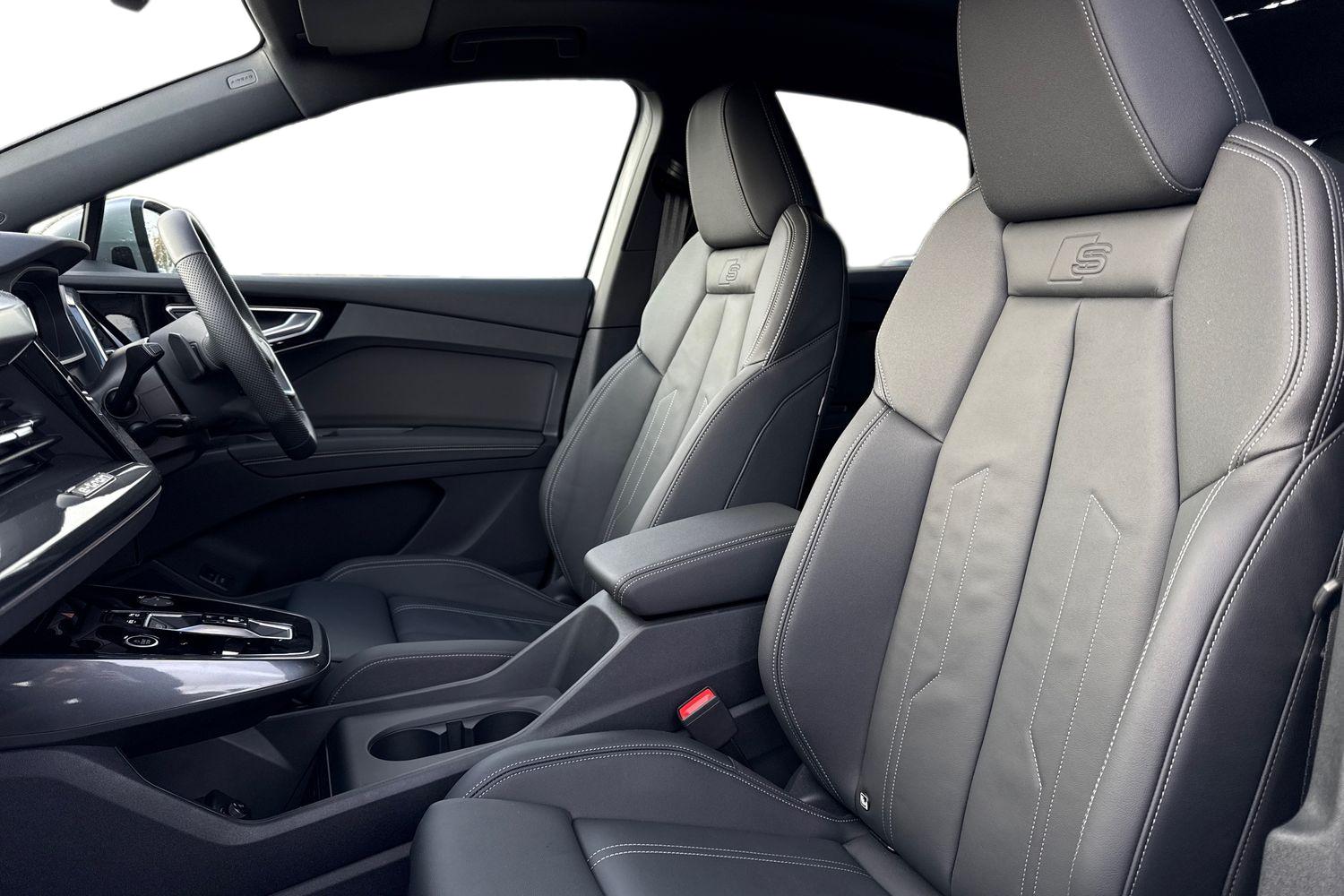 Used Audi Q4 e-tron 2025 for sale - 76300351: Photo 10