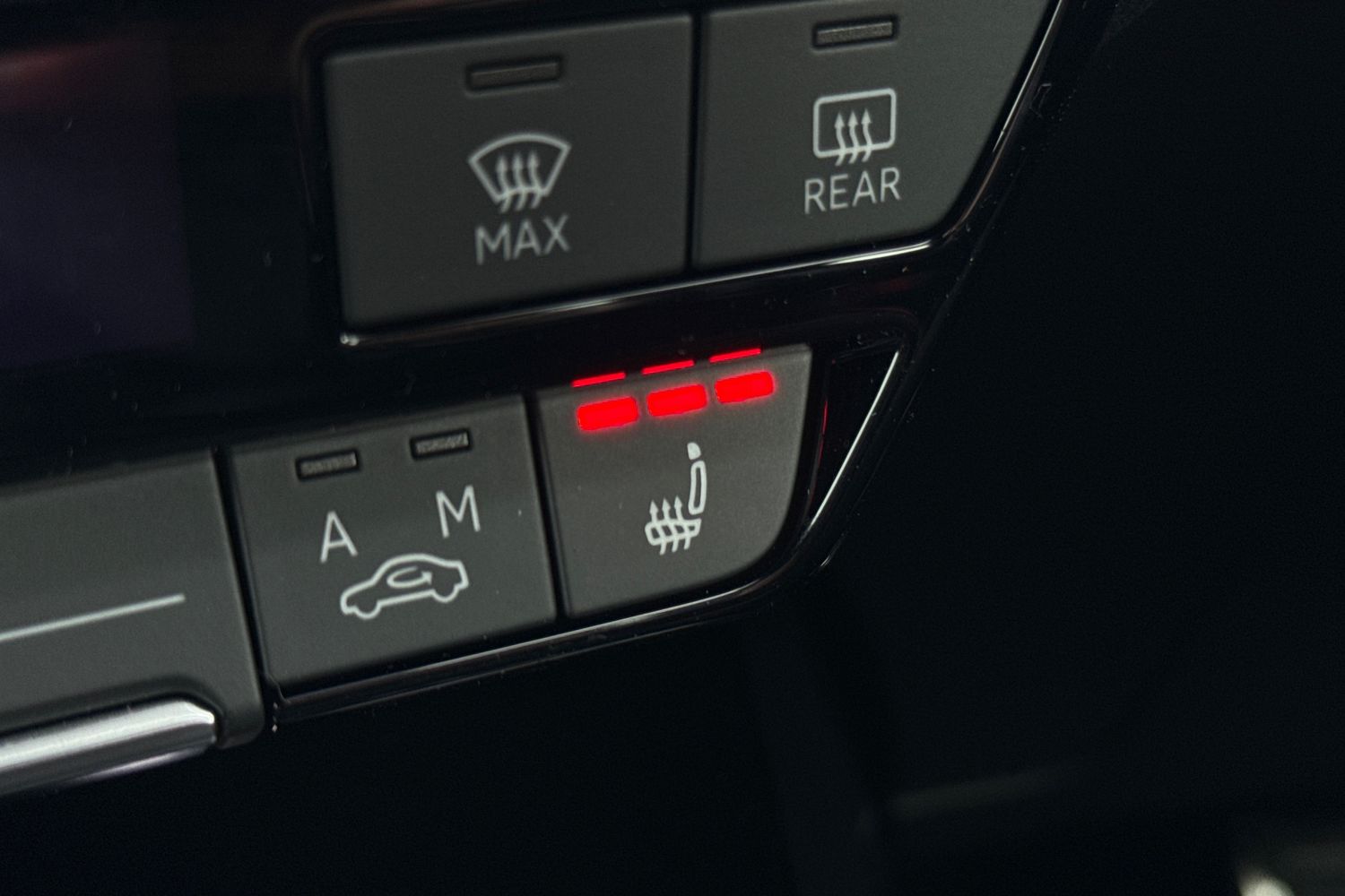 Used Audi Q4 e-tron 2025 for sale - 76300351: Photo 49