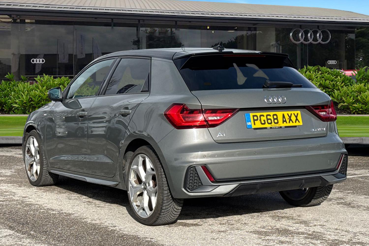 Used Audi A1 2019 for sale - 78024653: Photo 2