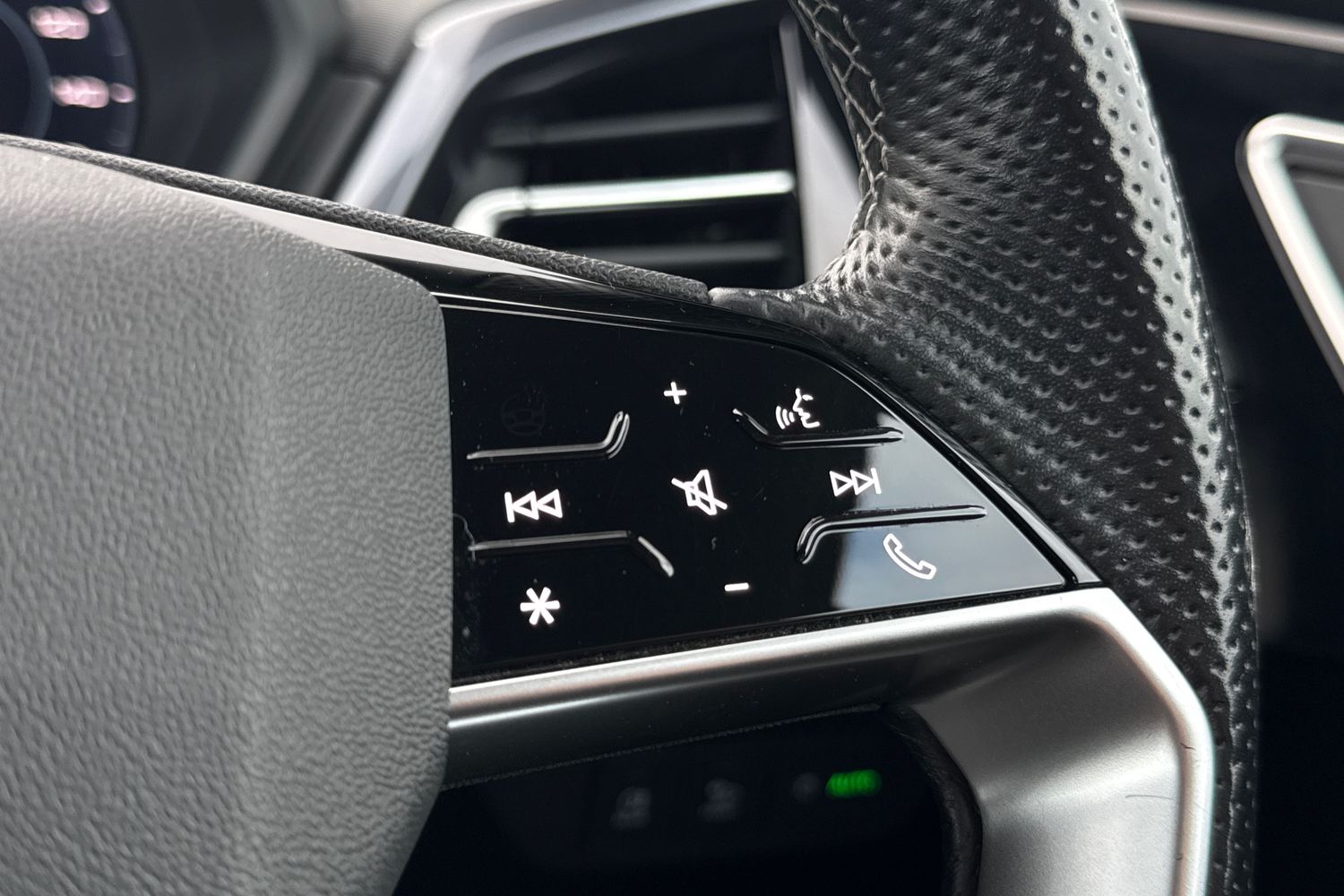 Used Audi Q4 e-tron 2022 for sale - 77649223: Photo 36