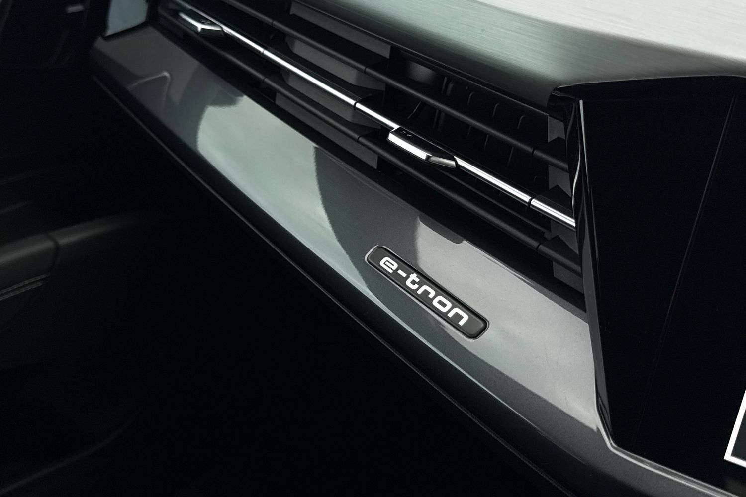 Used Audi Q4 e-tron 2022 for sale - 77649223: Photo 44