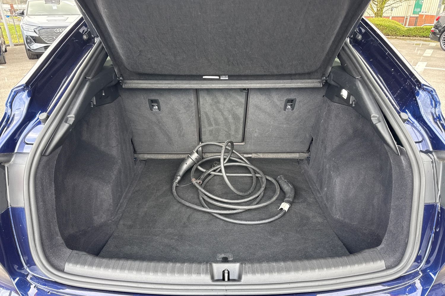 Used Audi Q4 e-tron 2022 for sale - 77649223: Photo 7