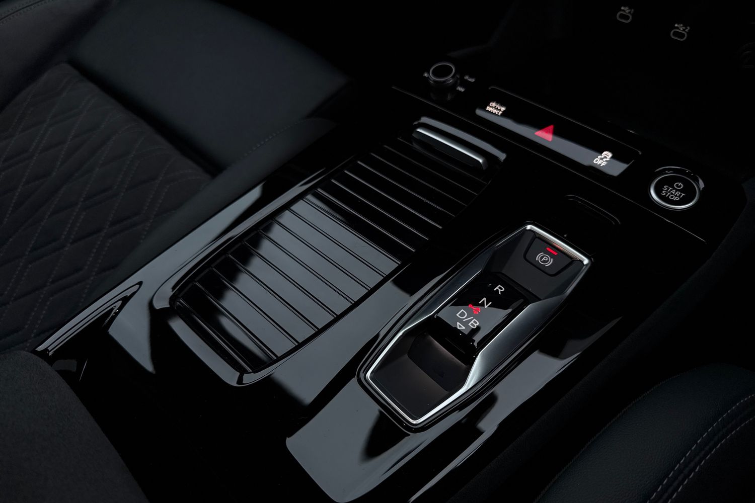 Used Audi Q6 e-tron 2025 for sale - 77302977: Photo 23