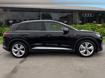 Used Audi Q4 e-tron 2025 for sale - 77812491: Photo