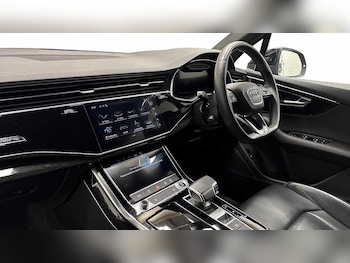 Used Audi Q7 2023 for sale - 76508971: Photo