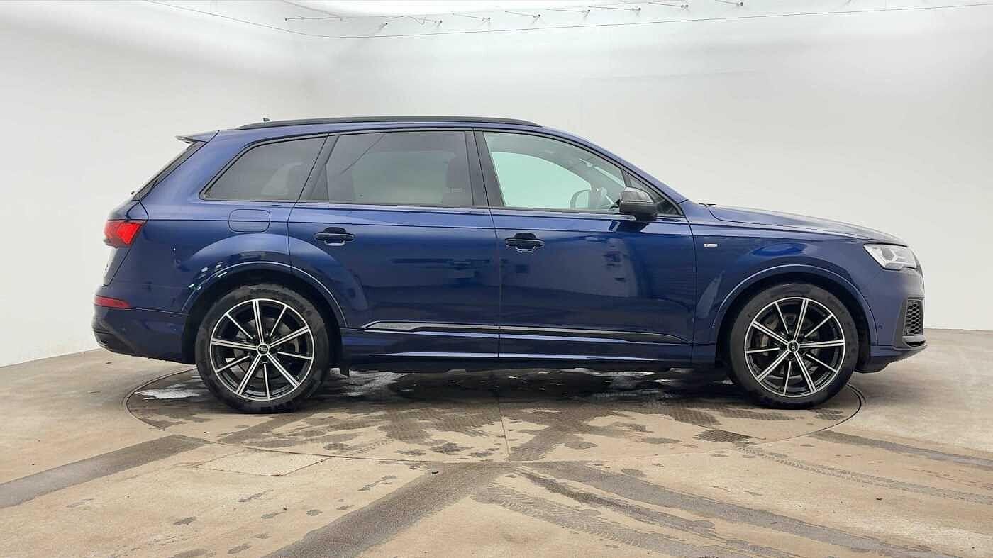 Used Audi Q7 2023 for sale - 76508971: Photo 4