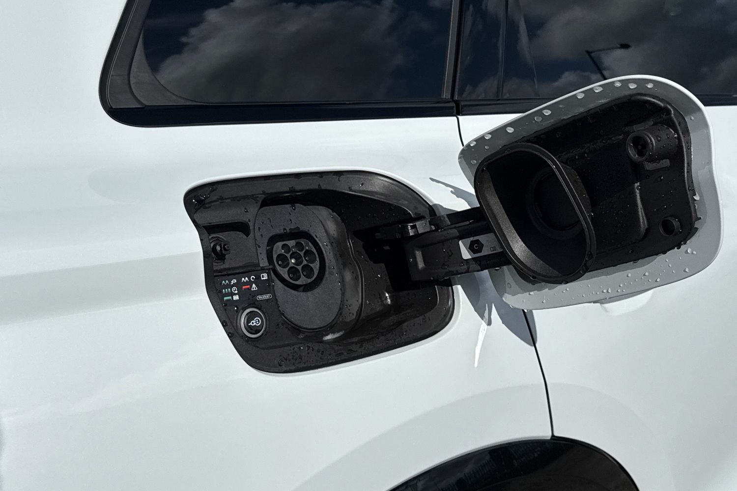 Used Audi Q6 e-tron 2025 for sale - 75908927: Photo 26
