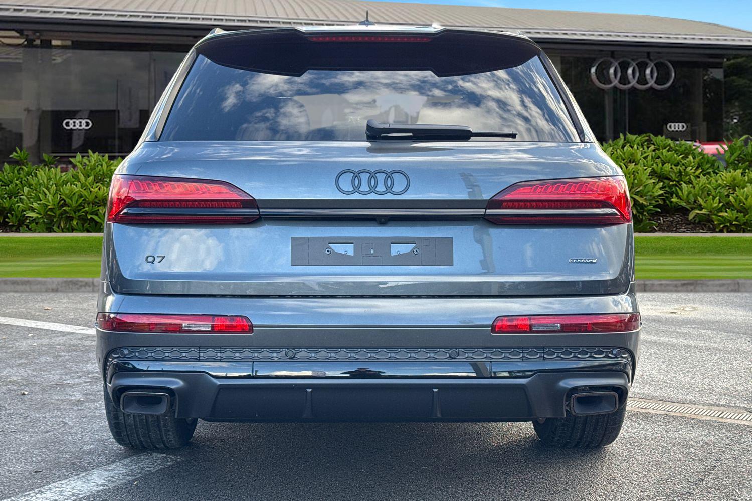 Used Audi Q7 2025 for sale - 76300240: Photo 4