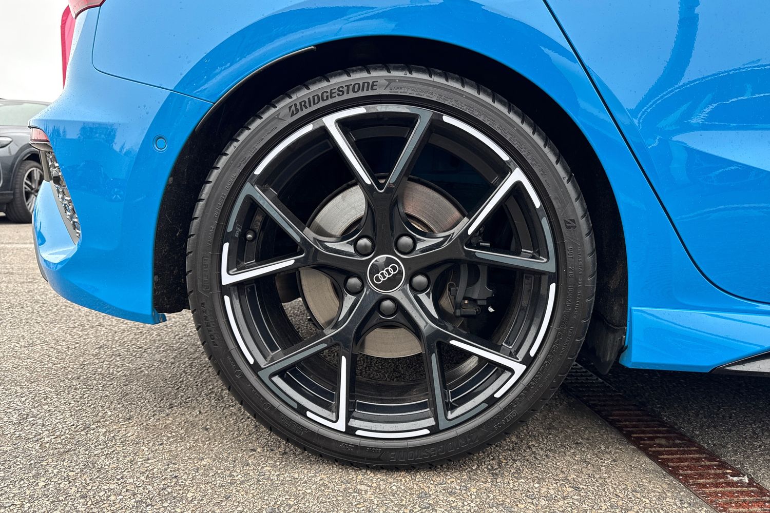 Used Audi RS3 2023 for sale - 77728612: Photo 11