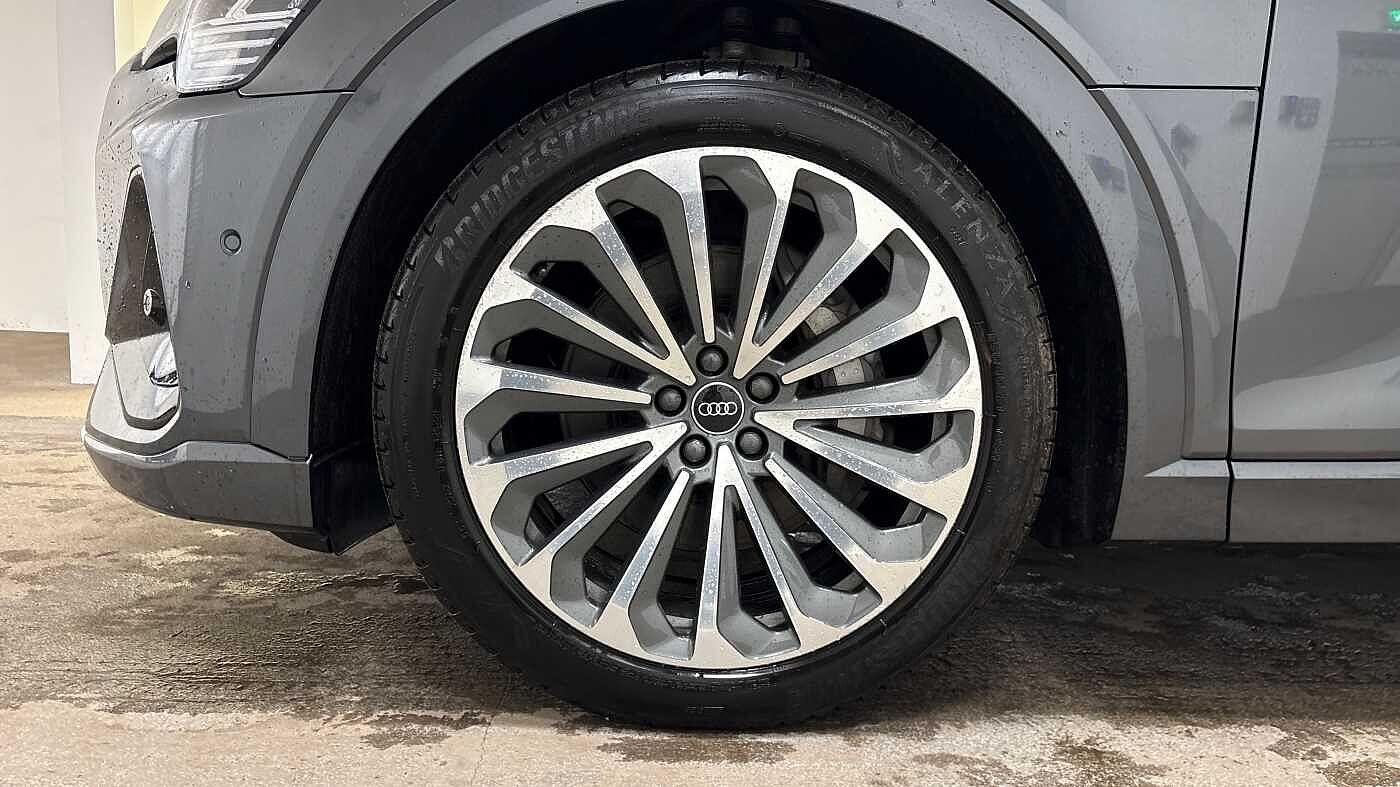 Used Audi e-tron 2022 for sale - 77733642: Photo 6