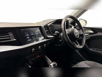 Used Audi A1 2019 for sale - 76508972: Photo