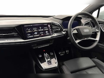 Used Audi Q4 e-tron 2025 for sale - 78055829: Photo