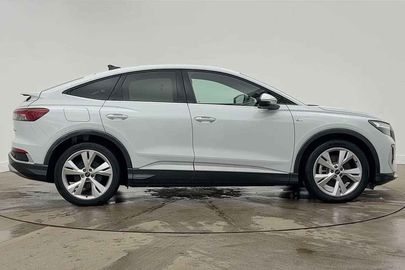 Used Audi Q4 e-tron 2025 for sale - 78055829: Photo 4