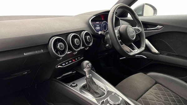 Used Audi TT 2022 for sale - 76274733: Photo 2