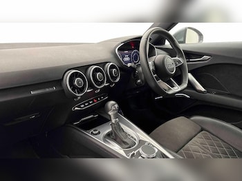 Used Audi TT 2022 for sale - 76274733: Photo 2